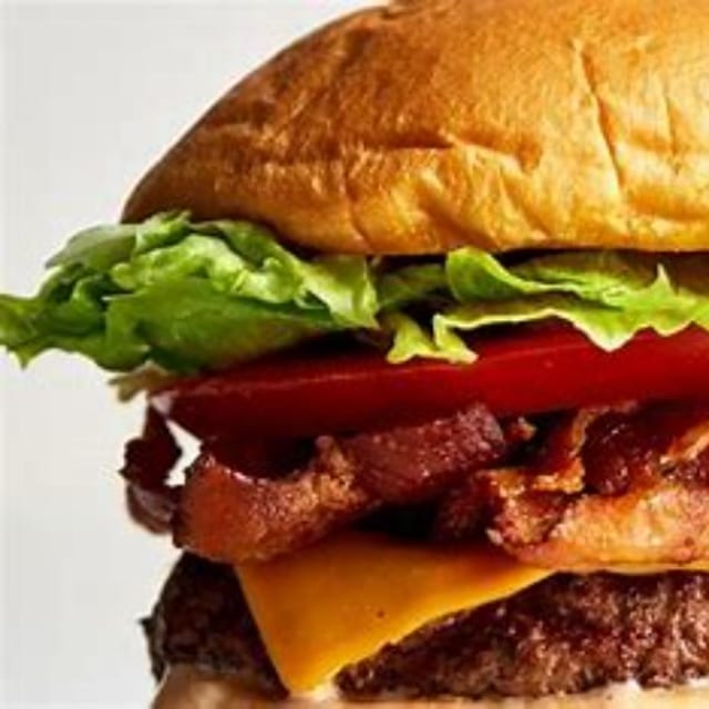 Bacon cheeseburger.